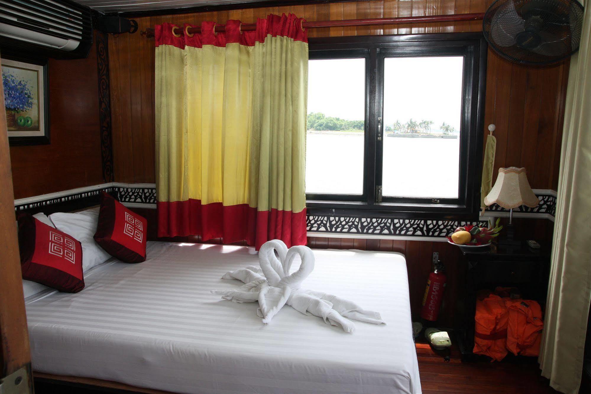Paragon Cruise Ha Long Luaran gambar