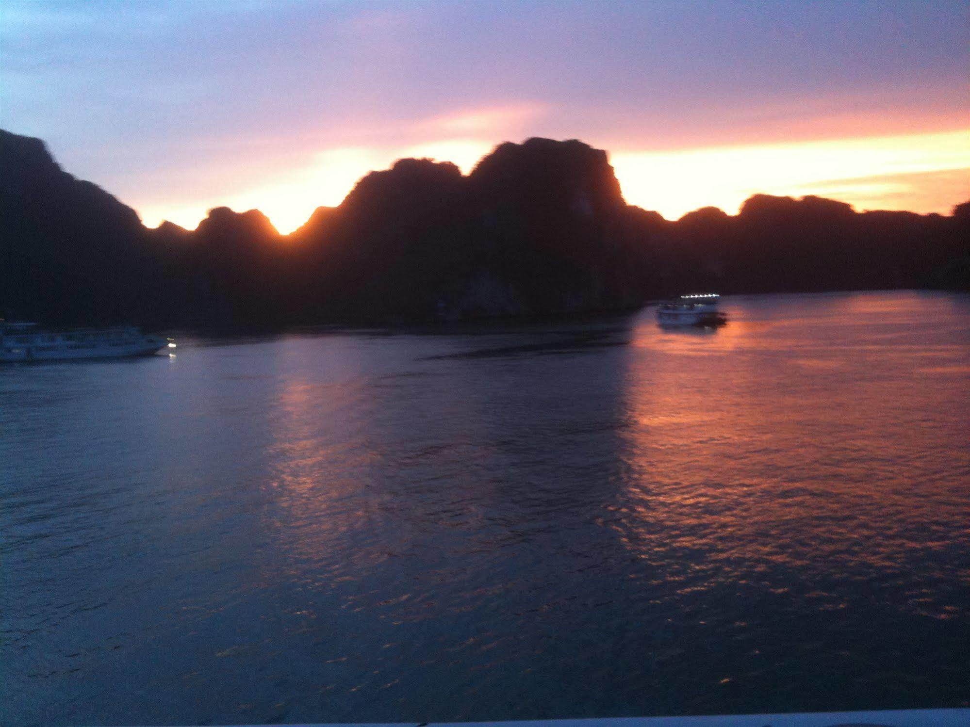 Paragon Cruise Ha Long Luaran gambar