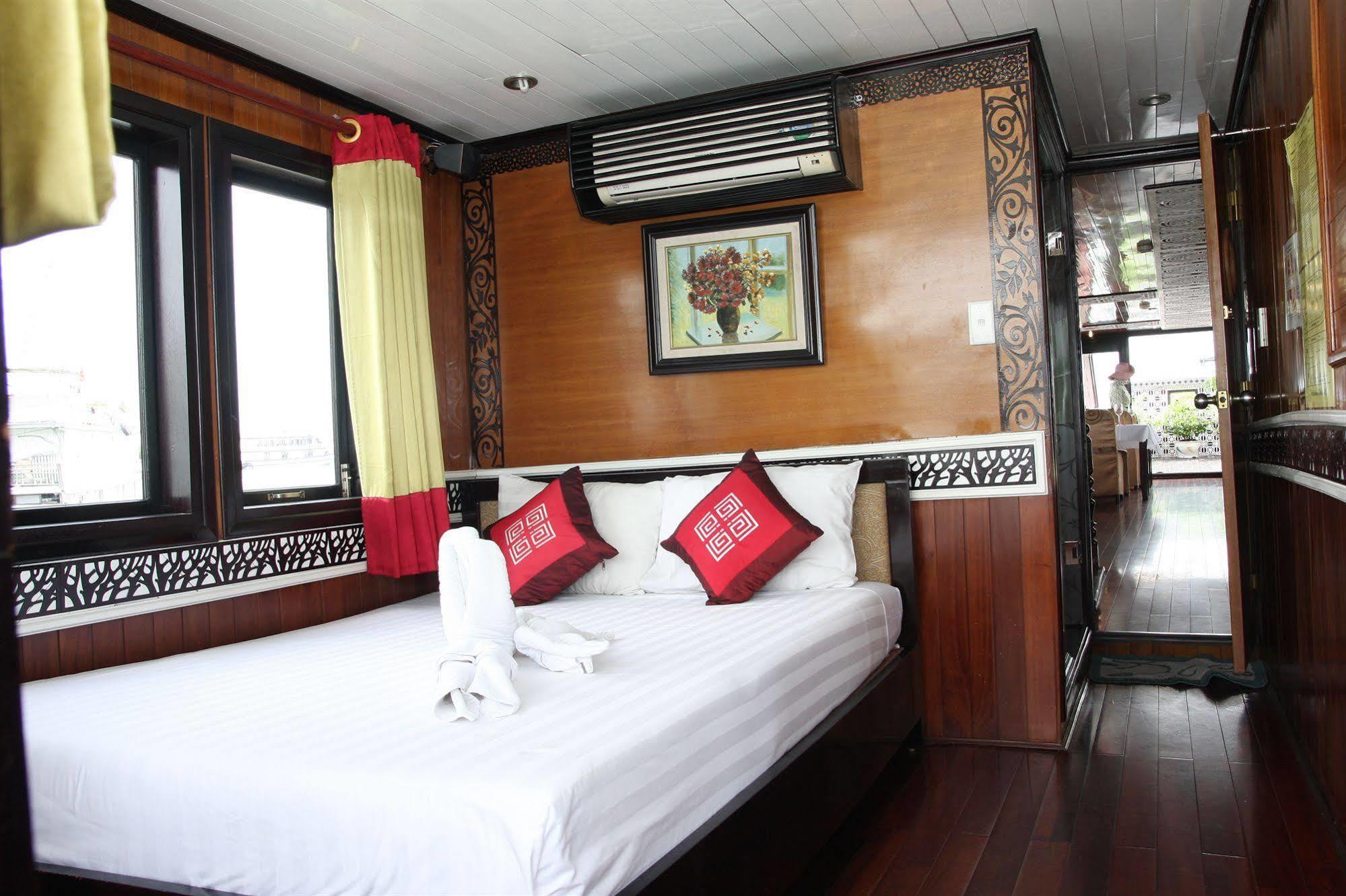Paragon Cruise Ha Long Luaran gambar