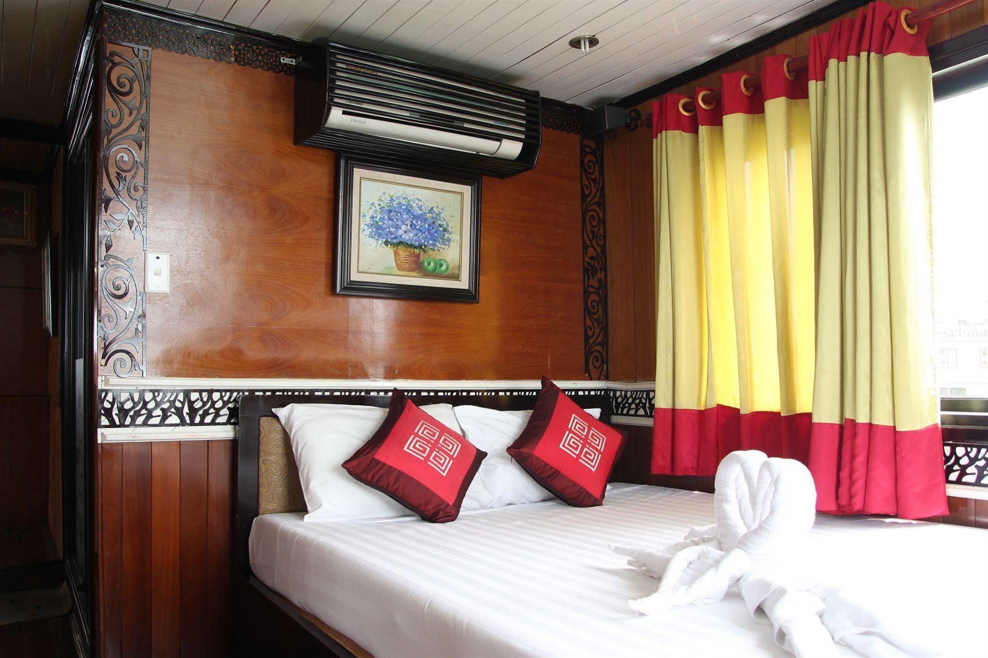 Paragon Cruise Ha Long Luaran gambar