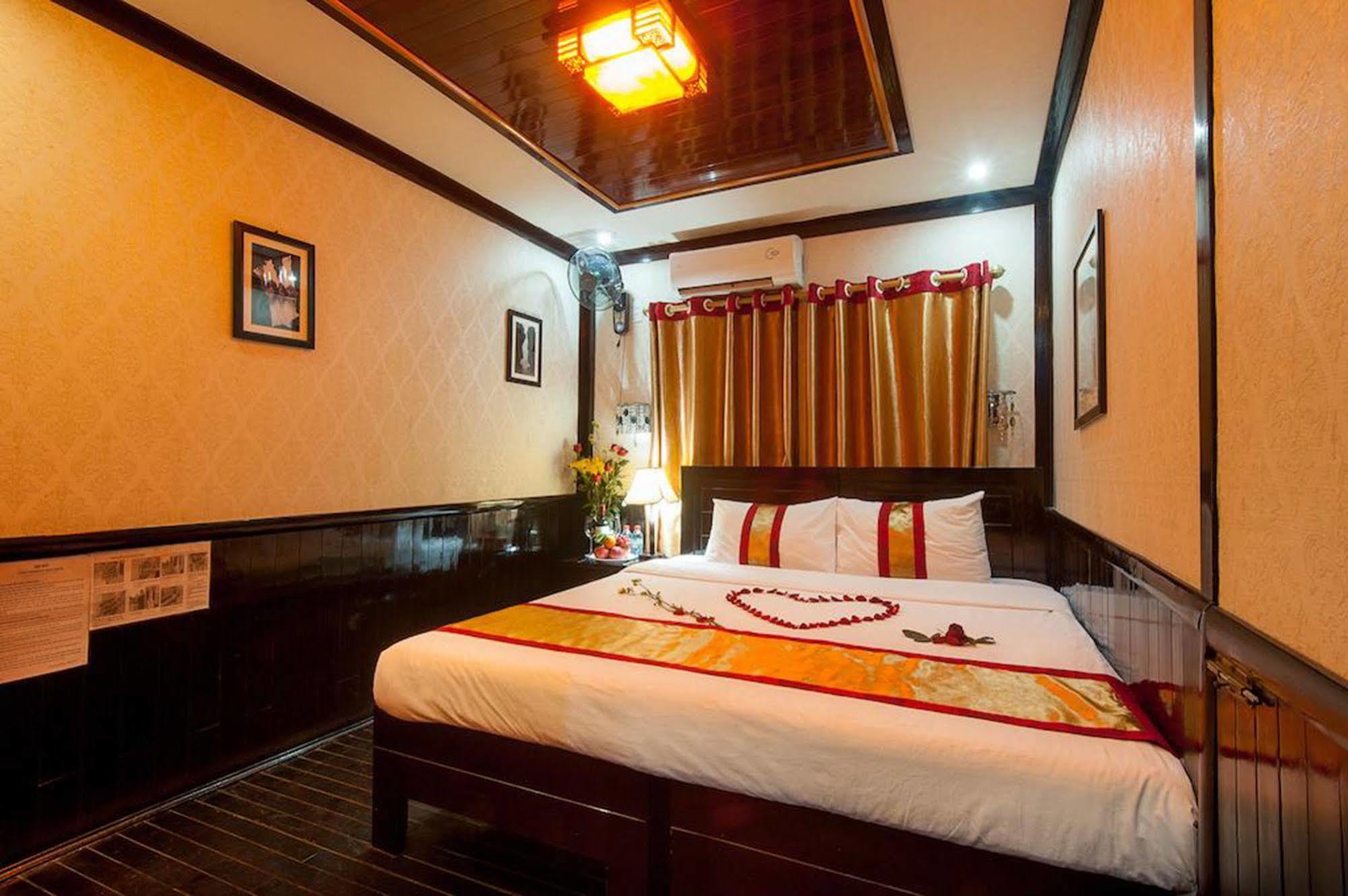 Paragon Cruise Ha Long Luaran gambar